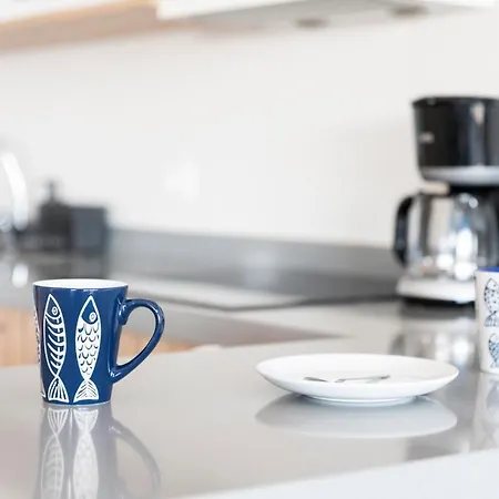 White&blue House شقة أَغايتي
